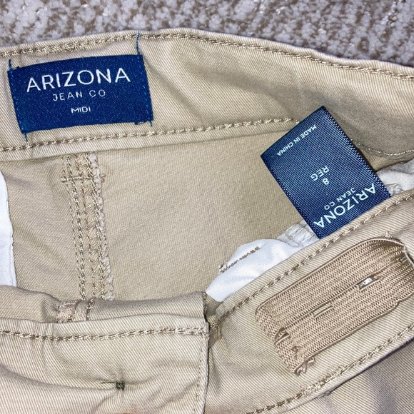 ARIZONA JEAN CO. 2 Pairs Midi Shorts - Picture 4 of 8